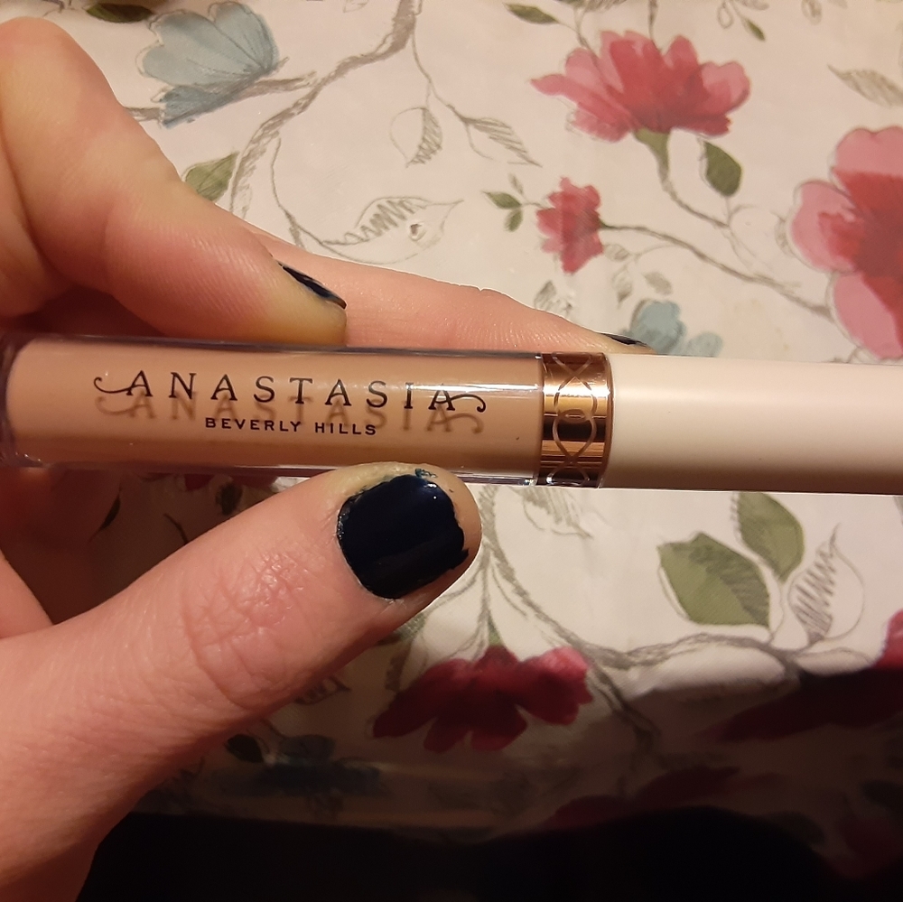 Anastasia Beverly Hills liquid lipstick